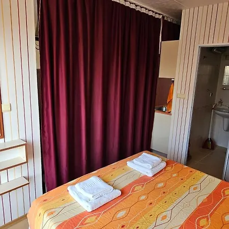 Апартаменты Rainbow 2 40 *